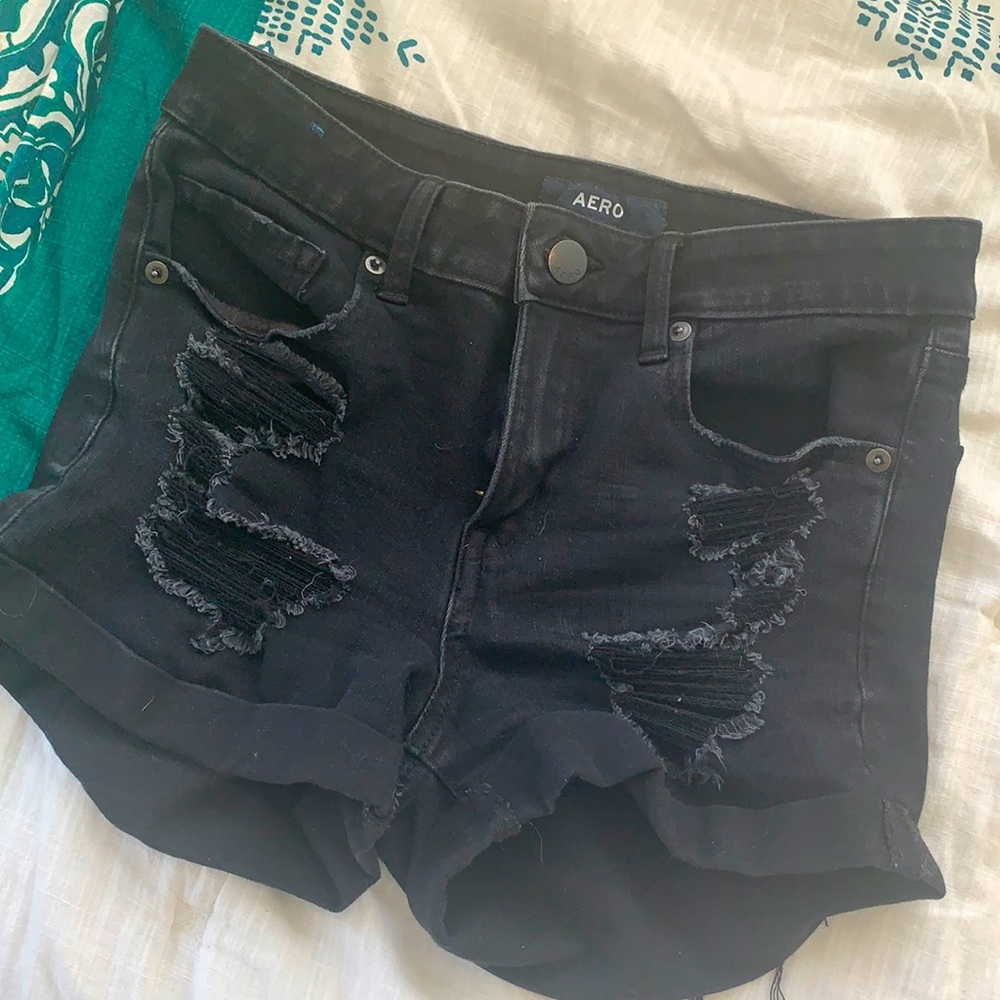 Aero ripped black shorts